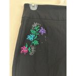 Attyre Black Floral Embroidered Audrey Slim Ankle Pants Sz 8 Photo 3