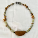Landscape jasper, coral and gaspeite beaded pendant necklace Photo 0
