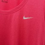 Nike Size XL Active Top Dri-Fit Long Sleeve Scoop Neck Fitted T-Shirt Neon Pink Photo 2