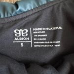 ALBION FIT Albion Swim Icon Wave Crop Top in Orchid Print S Photo 4