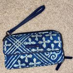 Vera Bradley All-in-one Crossbody Wallet Photo 0
