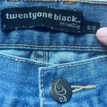 Twenty One  black distressed jeans‎ size 10 Photo 1