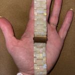 Apple Watch band Gold Photo 1