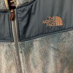 The North Face  Women's Osito Fleece Jacket Teal Medium Photo 2