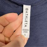 Athleta  navy blue long sleeve lightweight pullover side‎ slits size large Photo 2