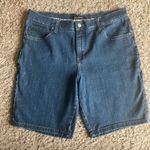 Lee Dark Wash Relaxed Fit Jean Shorts Size 12 regular Photo 8