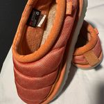 UGG  Tasman LTA quilted puffer slippers in orange, 9 Photo 6