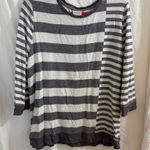 Chico's  Gray and White Weekend Top Photo 0