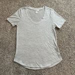 Athleta  Breezy gray & white striped knit short sleeve top size S Photo 5