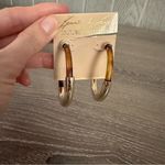 Kenneth Jay Lane Couture Shopbop Gold/Tortoise Post Hoop Earrings Gold Photo 3
