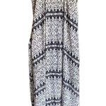 a.n.a . Black/White Printed High Low Dress. Size Medium. Photo 5