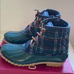 SO NWT

 Wombat Women's Duck Boots Photo 2