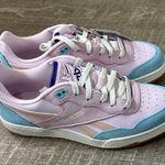 Reebok NWT  pixel pink VINTAGE CHALK S23-R blue pearl Size 9 Photo 2