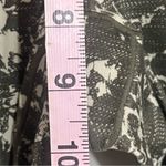 prAna  Pillar Printed Capri Legging Women's Size Medium Slate Canopy Green Tight Photo 5