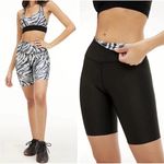 Good American  Core Power Bike Shorts Photo 1