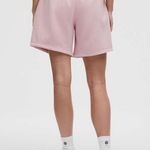 $88 New Lululemon Scuba Oversized Mid Rise Short Photo 2