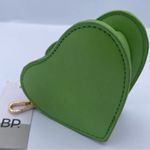 BP Nordstrom coin pouch/ headphone case holder heart shape bright green Photo 1