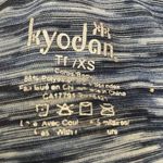 Kyodan zip up grey athleisure/athletic track jacket / XS / Excellent condition Photo 11