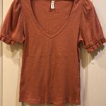 Wishlist BRAND DARK PINK…MAUVEY COLOR TOP WITH SMALL RUFFLE ON SHORT SLEEVES Photo 6