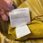 Uniqlo Linen Cotton High Waisted Shorts Mustard Photo 4