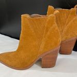 Marc Fisher Gadri Women's Brown Shoes/Booties Size 8M SKU 5602 Photo 3