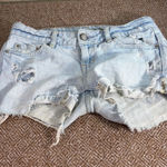 American Eagle Vtg  Shorts Womens 2 Shortie Cut Off Low Rise Distressed Y2KPreppy Photo 0
