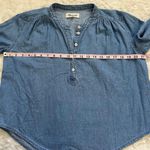 Madewell Shirt Denim Shirred Popover Top in Emmie Wash 100% Cotton Blue S Photo 9
