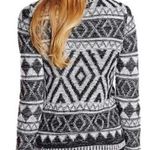 Forever 21 ✨F21 Aztec Knit Crew Sweater✨ Photo 1