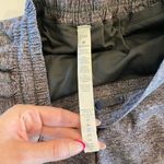 Lululemon‎ Hotty Hot Short II Long 4" Size 6 Tall Gray Photo 2