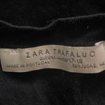 Zara Trafaluc Women’s Black “Venice Feel” Graphic T Photo 4