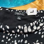 Relativity  Black and White‎ Mini Skater Skirt Photo 1