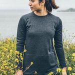 Taylor Stitch The Chandler Gray Sweatshirt with Side Zipper and Hidden Pocket Size M Photo 0