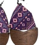 Boutique NWT Wooden Fabric Covered Boho Aztec Dangle Earrings Purple Multicolored Photo 2