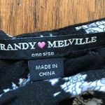 Brandy Melville  crop top Photo 2