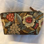 Floral Cosmetic Bag Photo 0