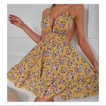 🆕Floral Ruffle Photo 4