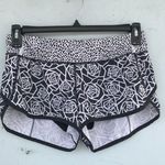 Lululemon Shorts Size 6 Photo 0