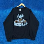 NFL AFC North Cincinnati Bengals and Snoopy Crewneck Sweater Size Medium  Photo 0