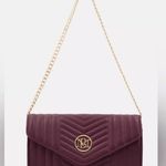 Badgley Mischka V Quilting Center Quilted Vegan Leather w/ Gold Chain Crossbody Photo 2