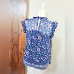 Vineyard Vines floral Ruffled Sleeveless Top size Medium silk Photo 4