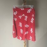 Patagonia Womenโs Medium Red Floral Wrap Skirt Photo 5