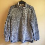 Properly Tied  small pullover Photo 0