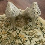 Audrey Brooke Silver Metallic Peep Toe Platform Heel Cocktail Wedding Prom Photo 8