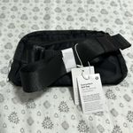 Lululemon Everywhere 1L Belt Bag Photo 7