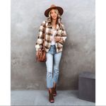 VICI PLAID POCKETED TEDDY JACKET Photo 9