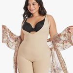 Maidenform Women's Wear-Your-Own-Bra Body Shaper, Firm Control Shapewear, Open-Bust Shaper Photo 3