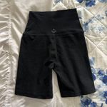 Beyond Yoga biker shorts Photo 1