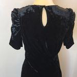 Who What Wear ruched puffed shirt sleeve tiered velvet midi dress black XS Photo 9