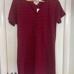 Vineyard Vines Tee Dress. Size: Medium. Stripe V-Neck. Red Velvet. NWT. Photo 0