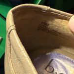 Boc Born Concepts Shoes Women 10M Slip On Flats Beige Tan Leather Comfort Flower Size 10 Photo 2